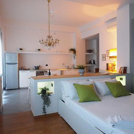 Guglielmo City Center Studio By Wonderful Italy Bologna Esterno foto